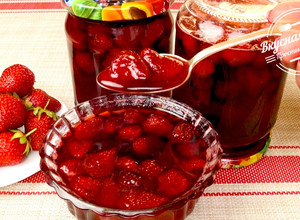 Фото Клубничное варенье "Пятиминутка". Просто и вкусно | Strawberry jam "Five minutes".