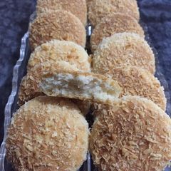 A picture of Coconut biscuit.