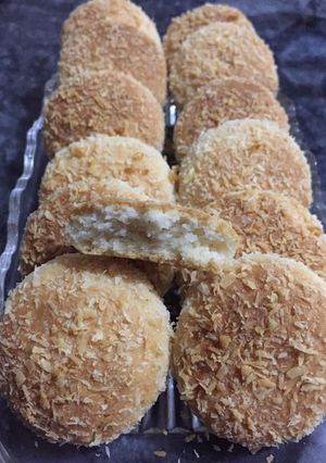 A picture of Coconut biscuit.