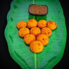 A picture of Rava Appam.