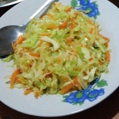 A picture of Steamed cabbage.
