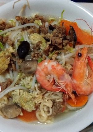 荳芽菜雞湯麵 的食譜成品照片