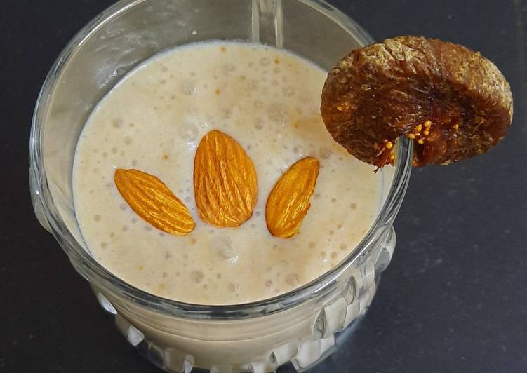 Step-by-Step Guide to Prepare Super Quick Homemade Anjir almond milkshake