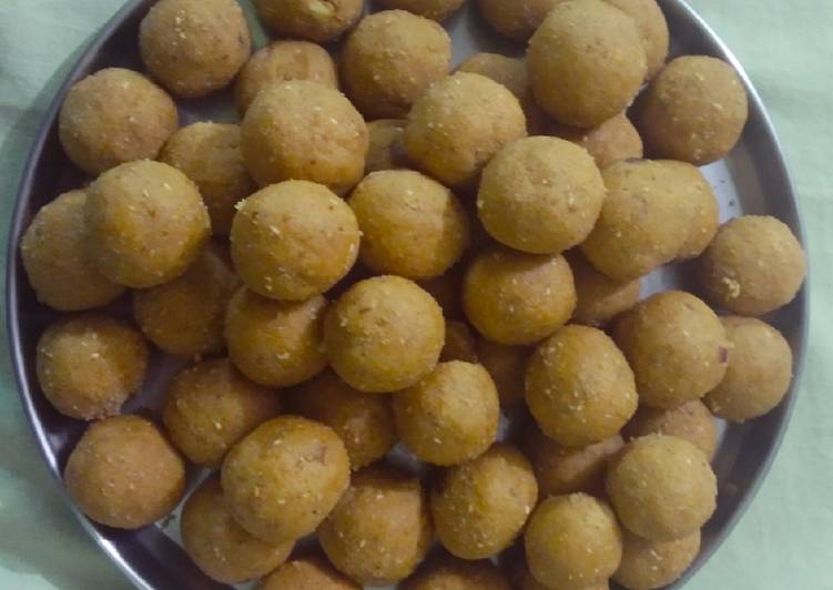 Recipe: Tasty Suji maida laddu π