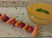 Una foto de smoothies uva