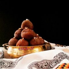 A picture of Pantua (A Bengali dessert).