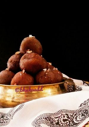 A picture of Pantua (A Bengali dessert).