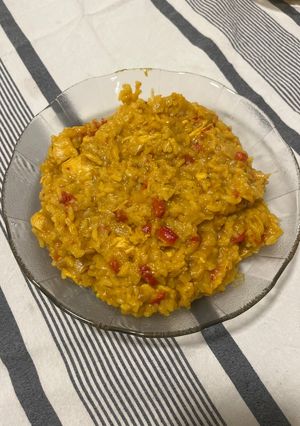 Una foto de Risotto de arroz con pollo
