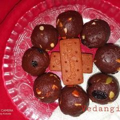 Bourboun Biscuit Ladoo A picture of Bourboun Biscuit Ladoo.
