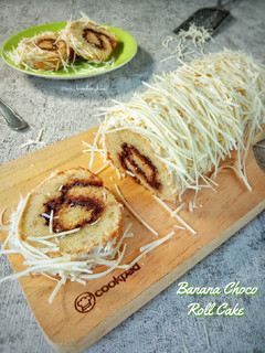 Foto resep Banana Choco Roll Cake