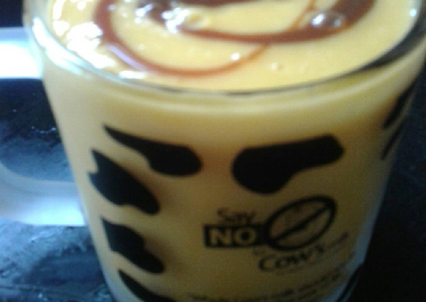 Mango -curd smoothie