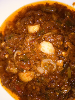 A picture of Onion sauce.