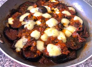 Una foto de Napolijenas al sartén 🥘 (Berenjenas napolitanas)
