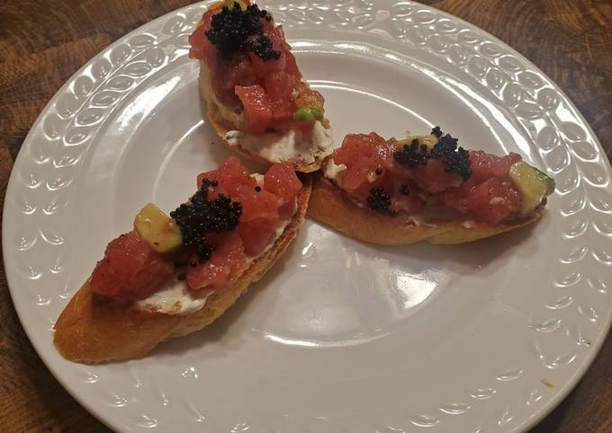 How to Prepare Super Quick Homemade Brad's baguette with tuna & avocado tartare