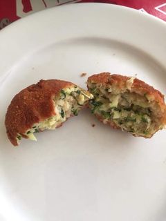 Sajtos cukkinigolyók recept fotója