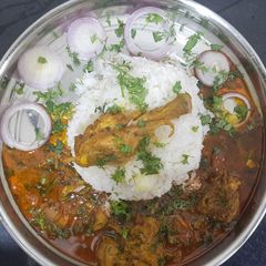 A picture of Dhaba style chicken curry.