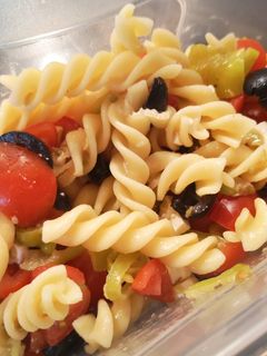 Mediterraner Nudelsalat Rezepthauptbild