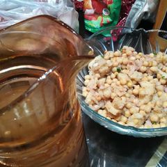 A picture of Allu chany with imli ka pani.