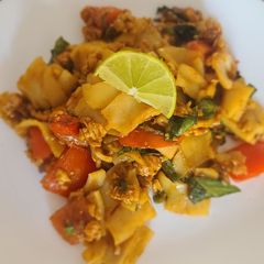 Thai Drunken Noodles with chicken A picture of Thai Drunken Noodles with chicken.