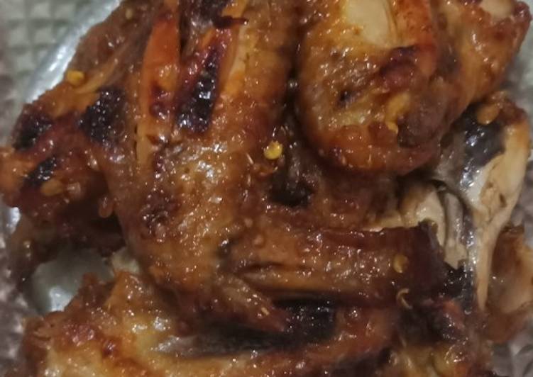 Cara Gampang Menyiapkan Ayam panggang oven gurih yang Bikin Ngiler