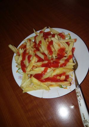 A picture of Fresh fries.