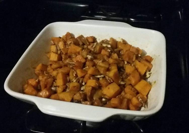Glazed Sweet Potato with Pecans