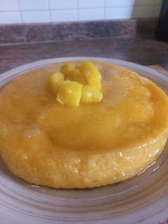 Una foto de Flan de piña 🍮 🍍