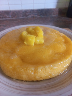 Una foto de Flan de piña 🍮 🍍