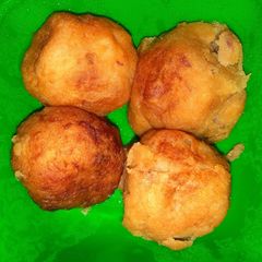 Aloo pitha A picture of Aloo pitha.