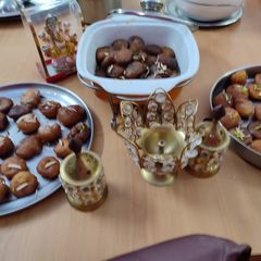 A picture of Badhusha (sweet).
