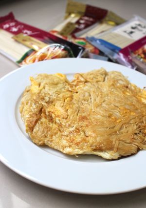 【愛在家裡麵x好勁道】麻油雙蛋麵線煎 的食譜成品照片