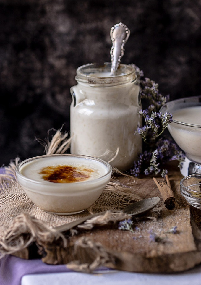 Una foto de Arroz con leche asturiano