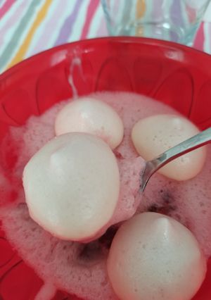 Foto di Aquafaba in mousse bigusto e in meringa