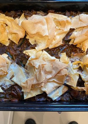 A picture of Mushroom & Courgette Pie.
