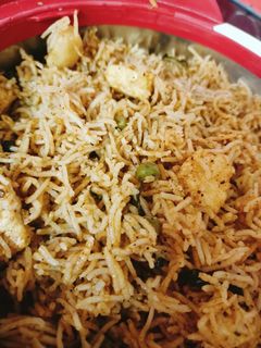 பட்டாணி வித் பன்னீர் பிரியாணி செய்முறை முக்கிய புகைப்படம்