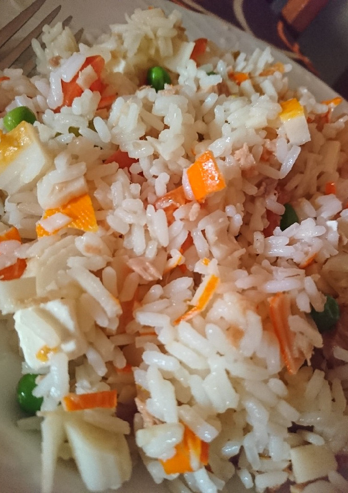 Una foto de Ensalada de Arroz largo