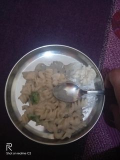 वाइट सॉस पास्ता(White sauce pasta recipe in Hindi) रेसिपी मुख्य फोटो