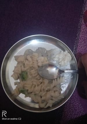 वाइट सॉस पास्ता(White sauce pasta recipe in Hindi) रेसिपी मुख्य फोटो