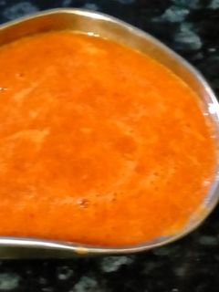 टमाटर की लाल चटनी (tamatar ki lal chutney recipe in Hindi) रेसिपी मुख्य फोटो