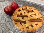 Una foto de manzana y pera cocida