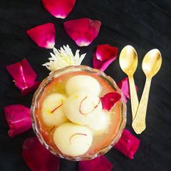 A picture of Rasgulle.
