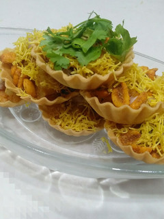 બાસ્કેટ ચાટ (Basket chat Recipe in Gujarati) રેસીપી મુખ્ય ફોટો