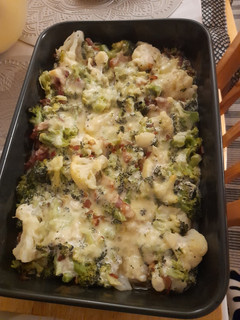 Csőben sült zöldségek baconnal recept fotója