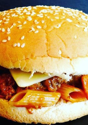 A picture of Pasta Burger.