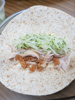 A picture of KFC Chicken Wrap.