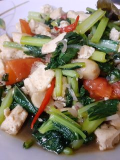 Foto resep Tumis sawi hijau tahu putih simpel