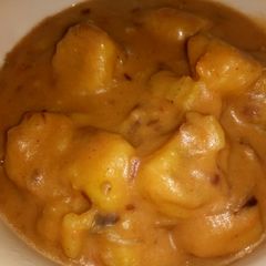 Green bananas (matoke) and peanut butter sauce A picture of Green bananas (matoke) and peanut butter sauce.