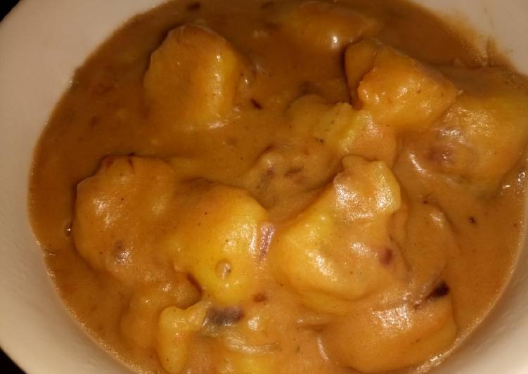 Recipe of Speedy Green bananas (matoke) and peanut butter sauce