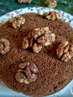 হোল হুইট ওয়ালনাট চকলেট কেক (Whole wheat walnut chocolate cake) রেসিপির প্রধান ছবি