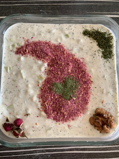 عکسی از دستور ماست و خیار